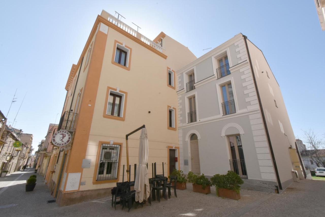 Hotel Cavour Olbia Esterno foto