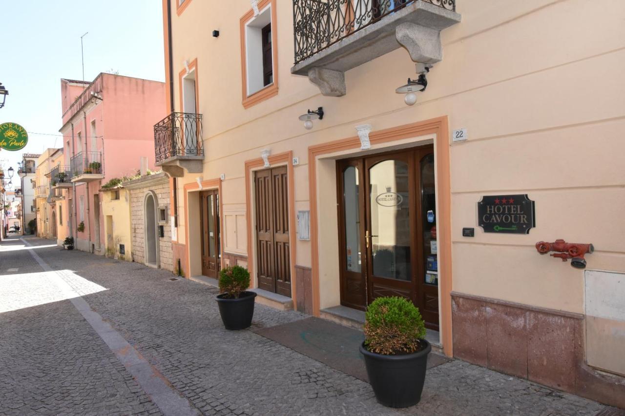 Hotel Cavour Olbia Esterno foto