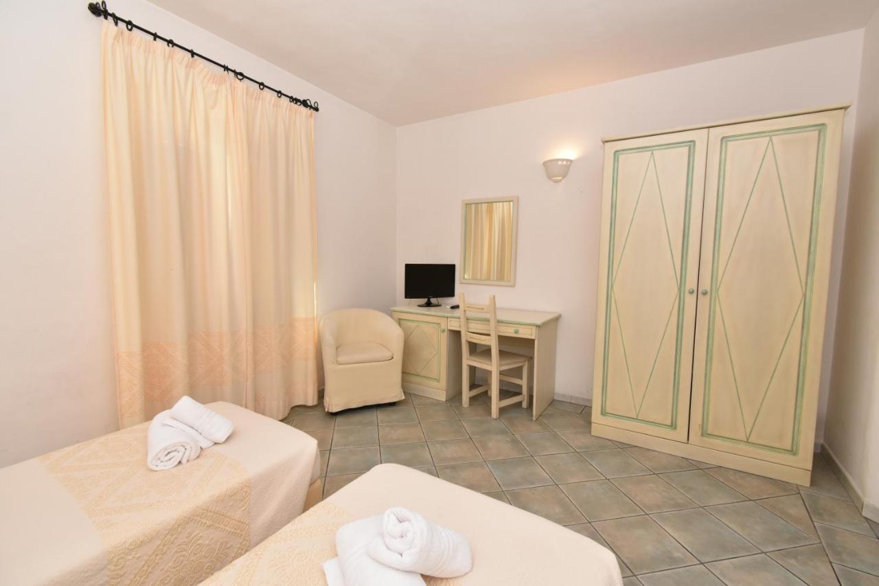 Hotel Cavour Olbia Esterno foto